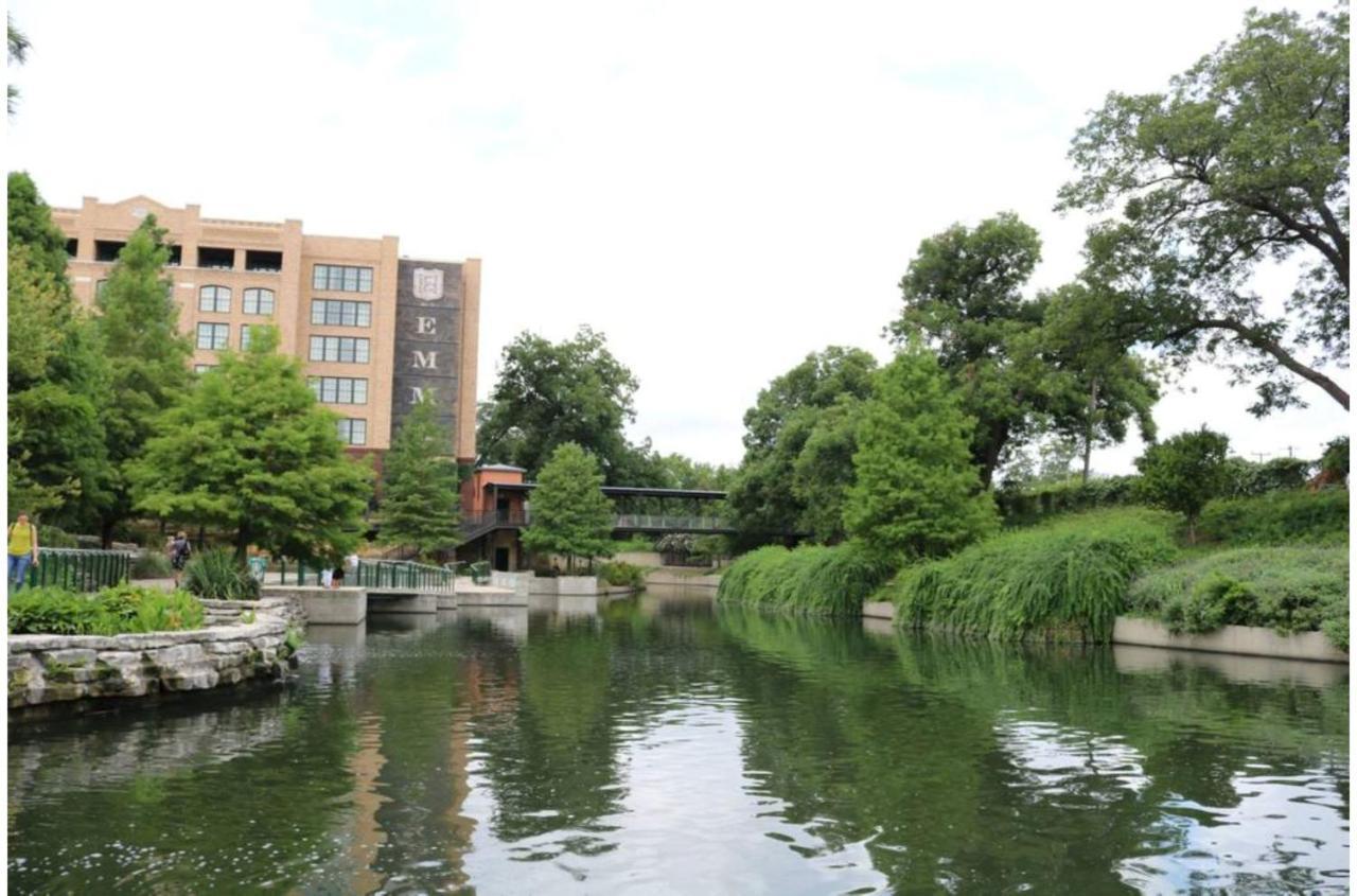 Сasa de vacaciones Exquisite Near Downtowns Core *