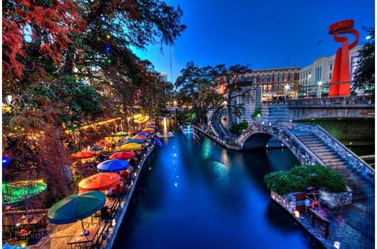 Сasa de vacaciones Exquisite Near Downtowns Core San Antonio